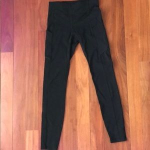 black lululemon leggings with pockets